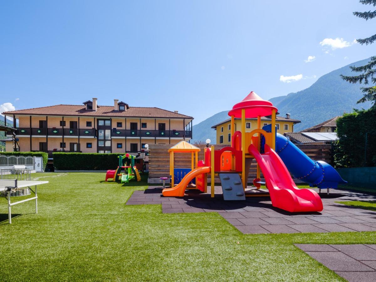 Albergo Dimaro Wellness Hotel Exterior foto