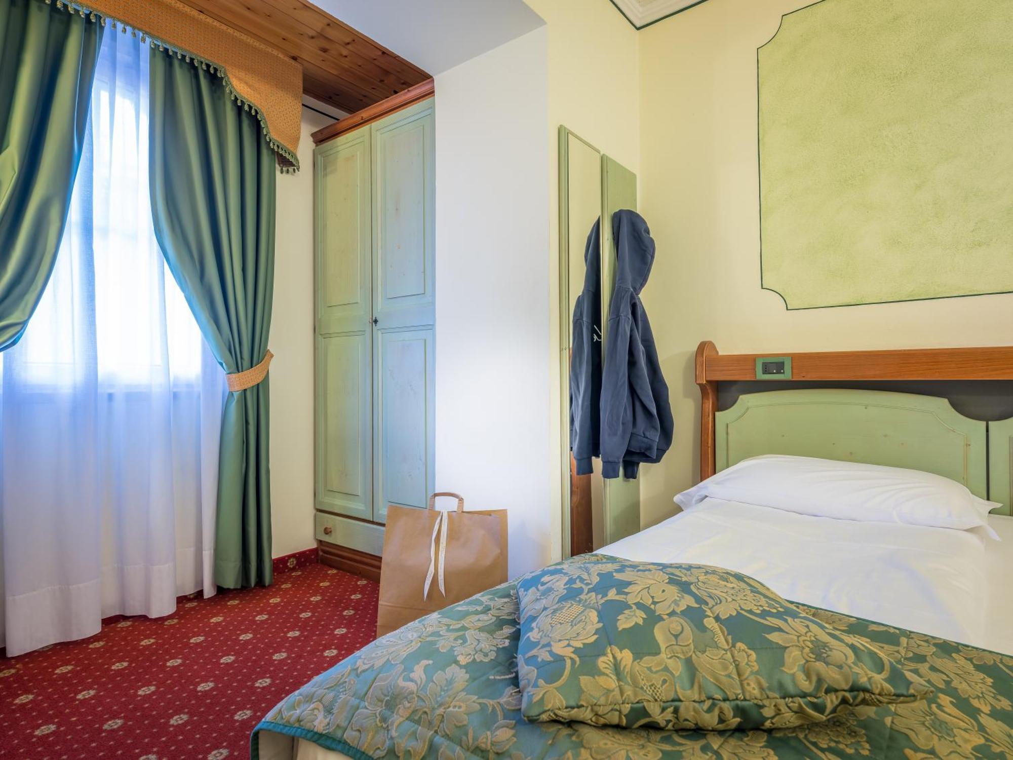 Albergo Dimaro Wellness Hotel Exterior foto